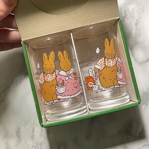 Vintage cute Farming Rabbit juice glass cup set - 80s